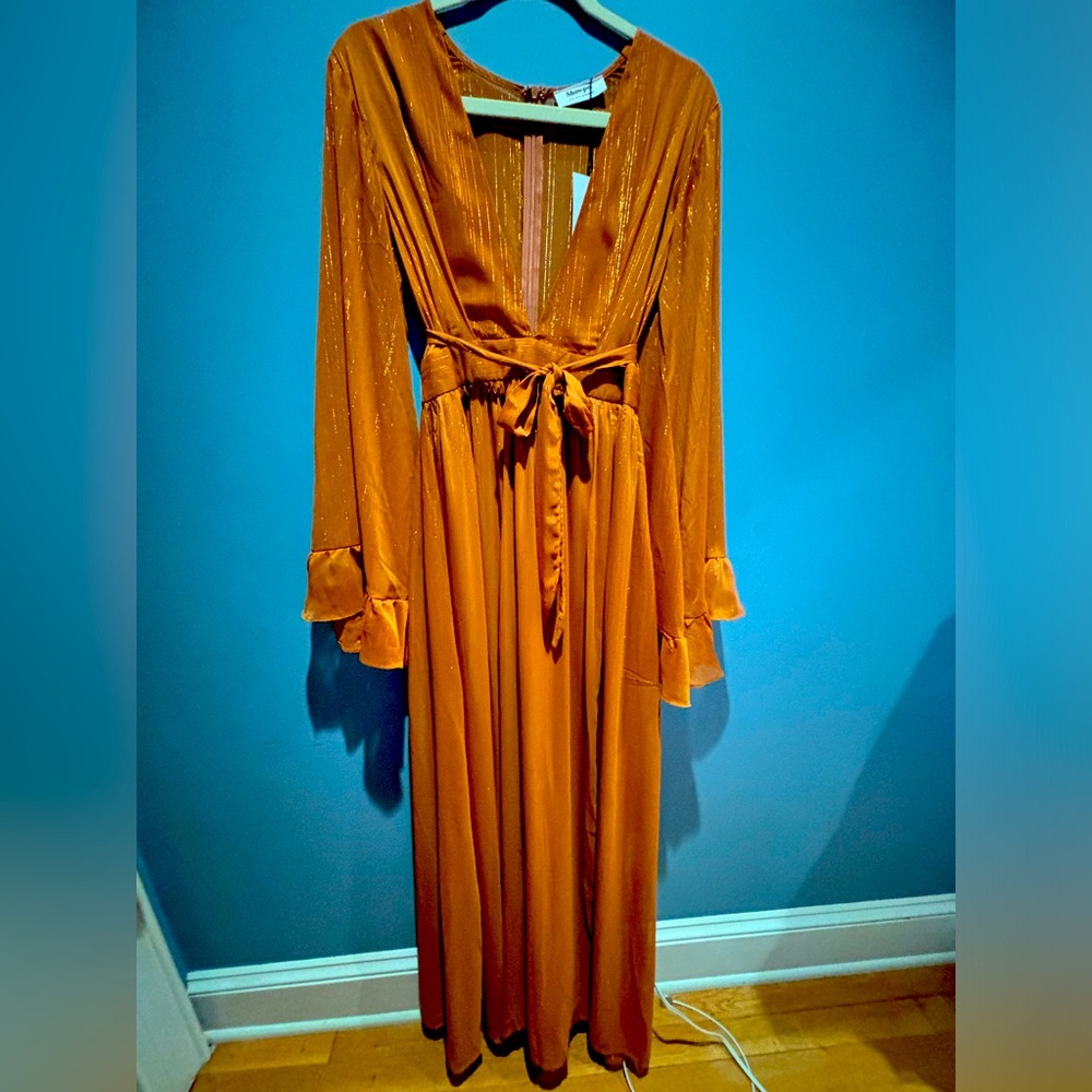 Lined v neck gown by Showpo